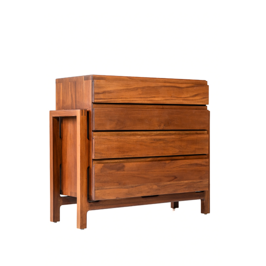 Auri chest