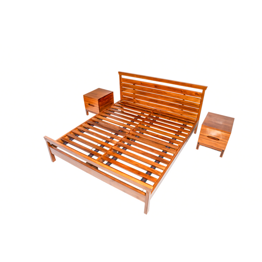 Amari Bed