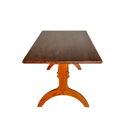 Oro Table