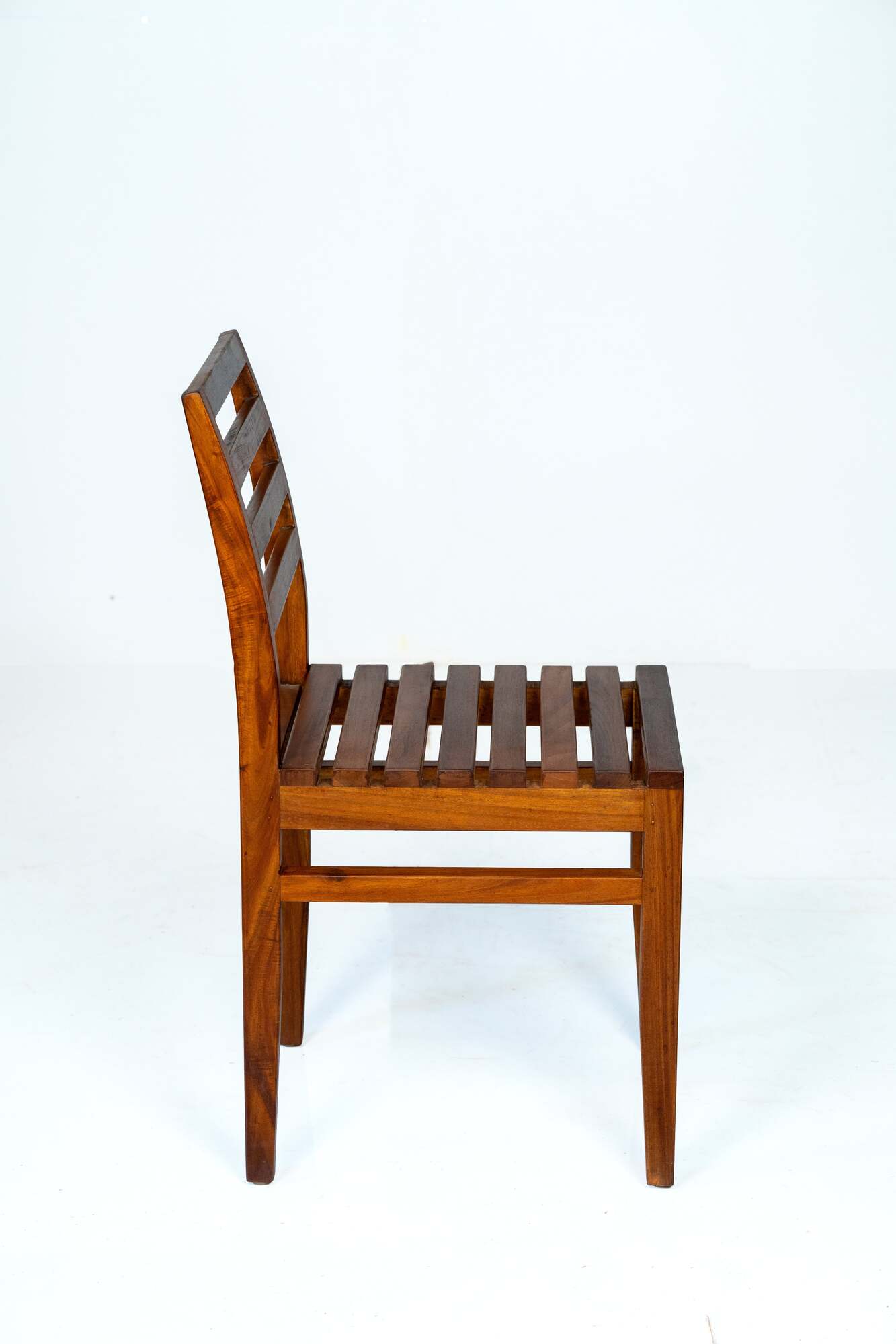 Lira Chair